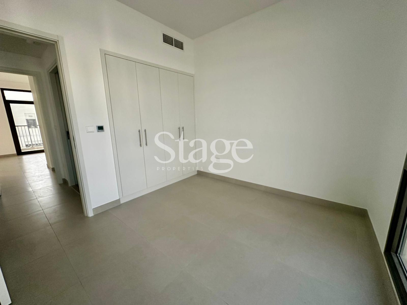 تاون هاوس من ٣ غرف نوم للإيجار في Town Square، Dubai TH8553L