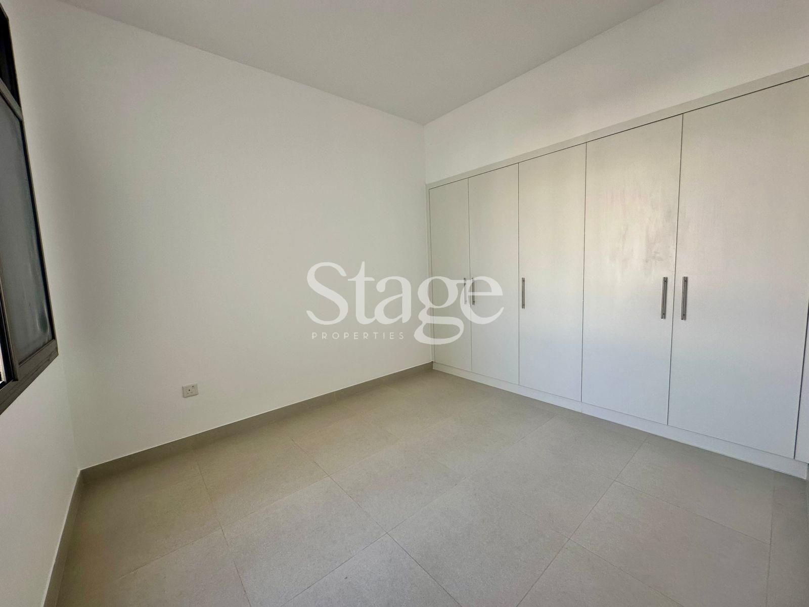 تاون هاوس من ٣ غرف نوم للإيجار في Town Square، Dubai TH8659L