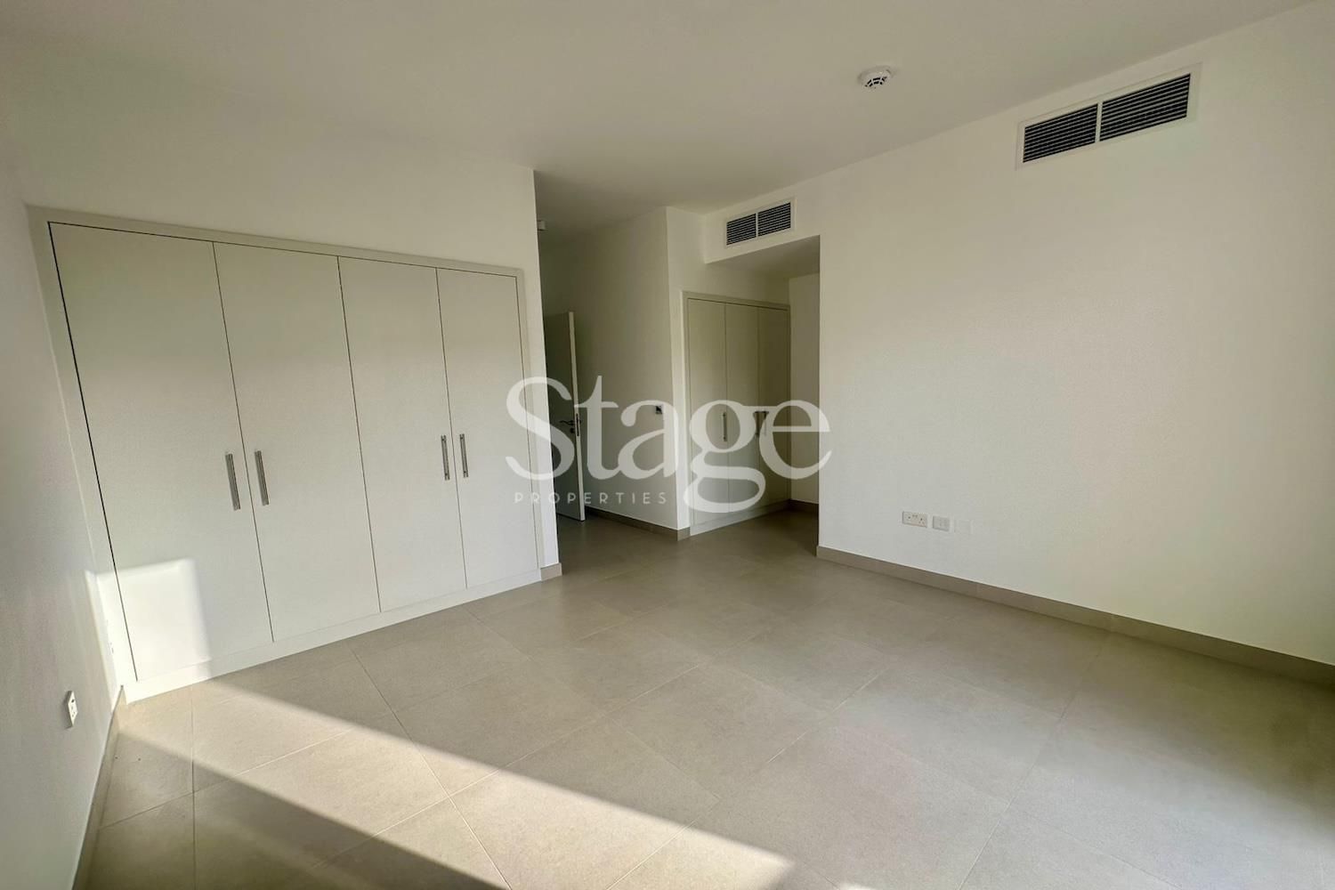 3 bedrooms Townhouse for Rent in Town Square, Dubai TH9016L