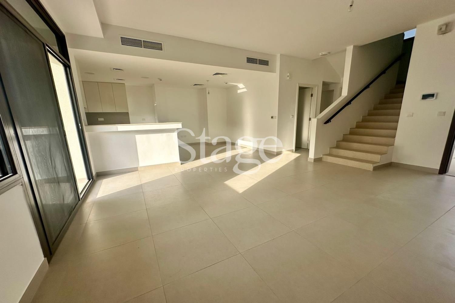 3 bedrooms Townhouse for Rent in Town Square, Dubai TH9016L