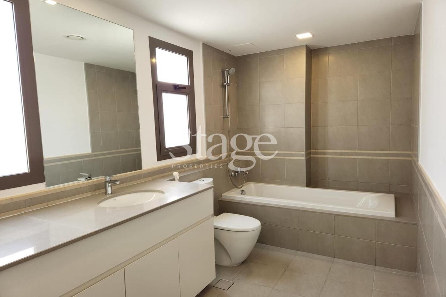 3 bedrooms Townhouse for Rent in Town Square, Dubai TH9016L