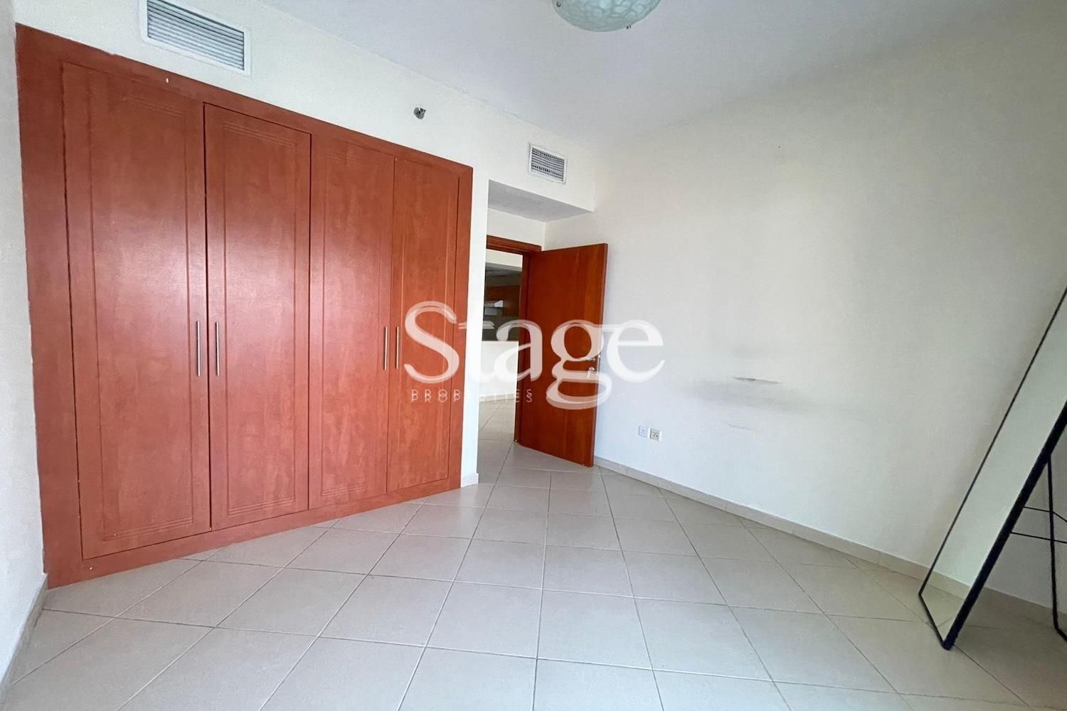 1 bedroom apartment for Sale in Dubai Marina, Dubai AP8602S