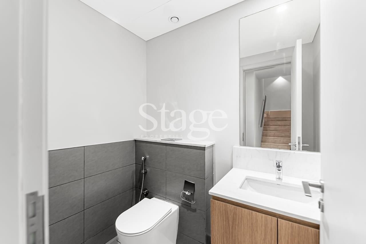 5 bedrooms common for Rent in Dubai South (Dubai World Central), Dubai VI8489L