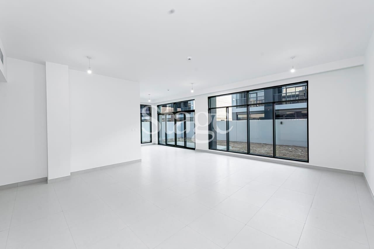 5 bedrooms common for Rent in Dubai South (Dubai World Central), Dubai VI8489L