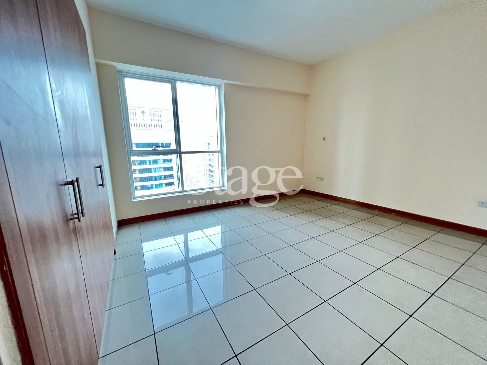2 bedrooms apartment for Rent in Dubai Marina, Dubai AP8150L