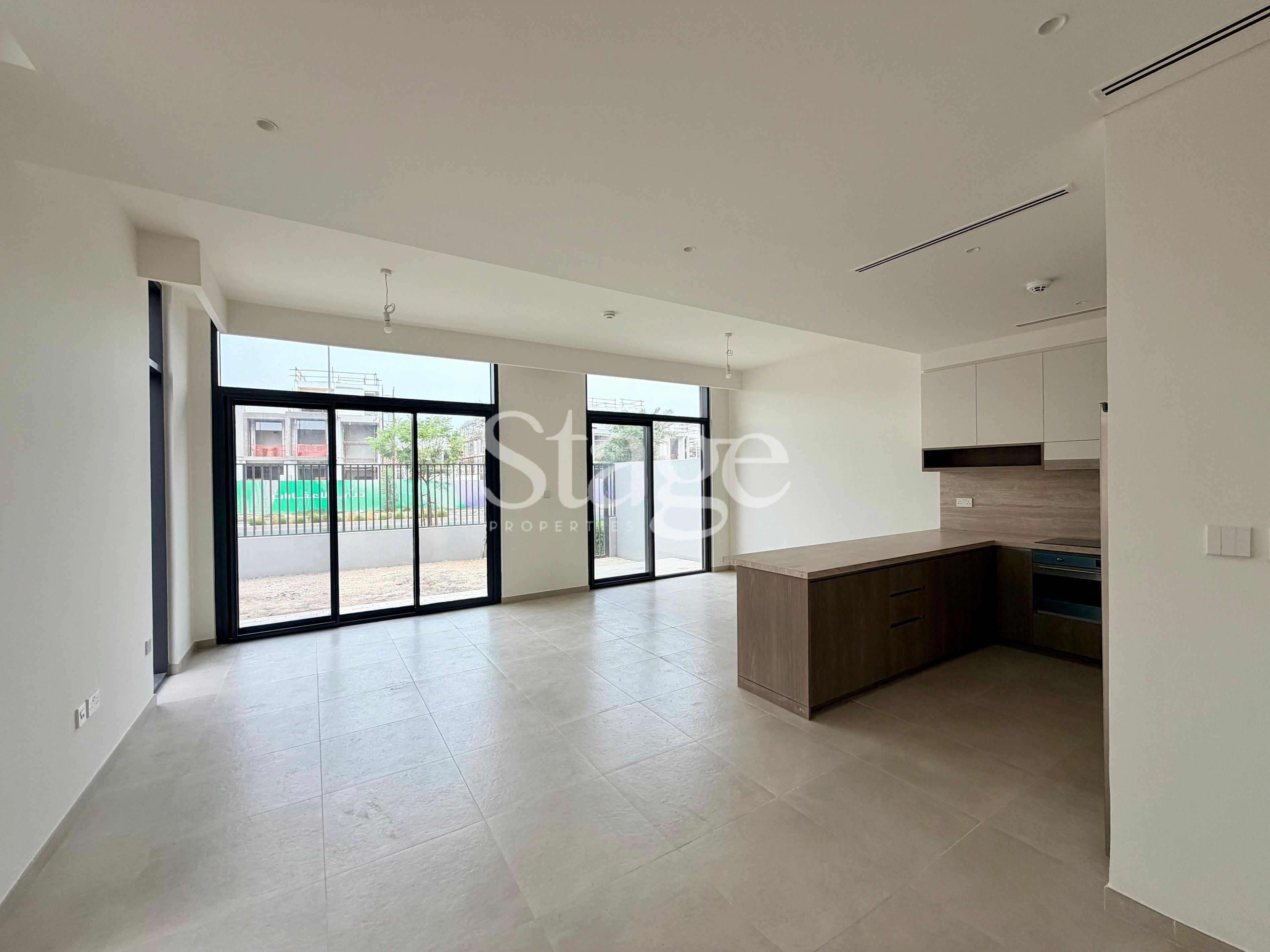 4 bedrooms Townhouse for Rent in Mudon, Dubai TH8805L