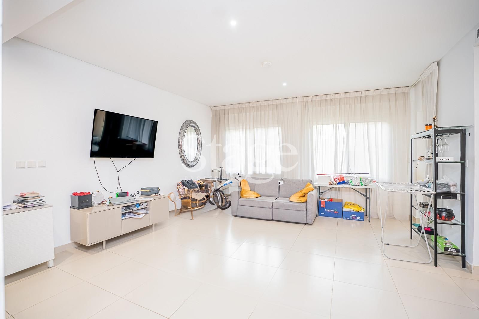 3 bedrooms Twin Villas for Rent in Serena, Dubai VI9688L