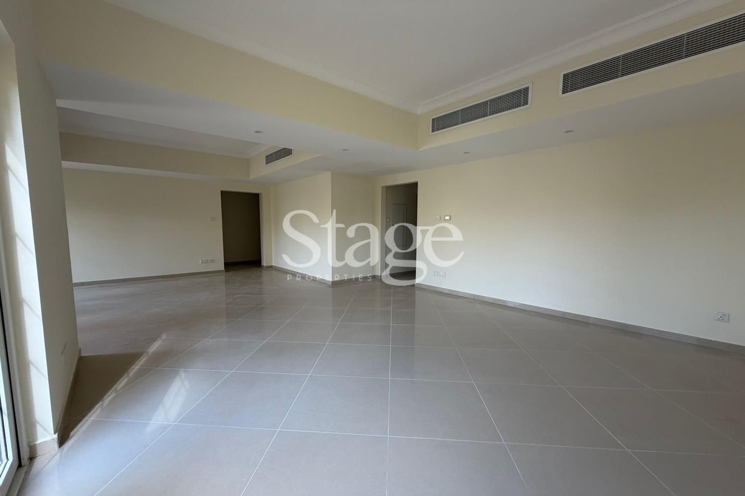 2 bedrooms apartment for Rent in Dubai Land, Dubai AP9775L
