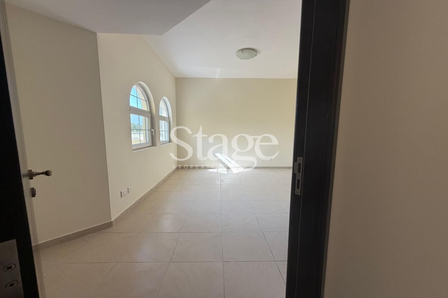 2 bedrooms apartment for Rent in Dubai Land, Dubai AP9775L