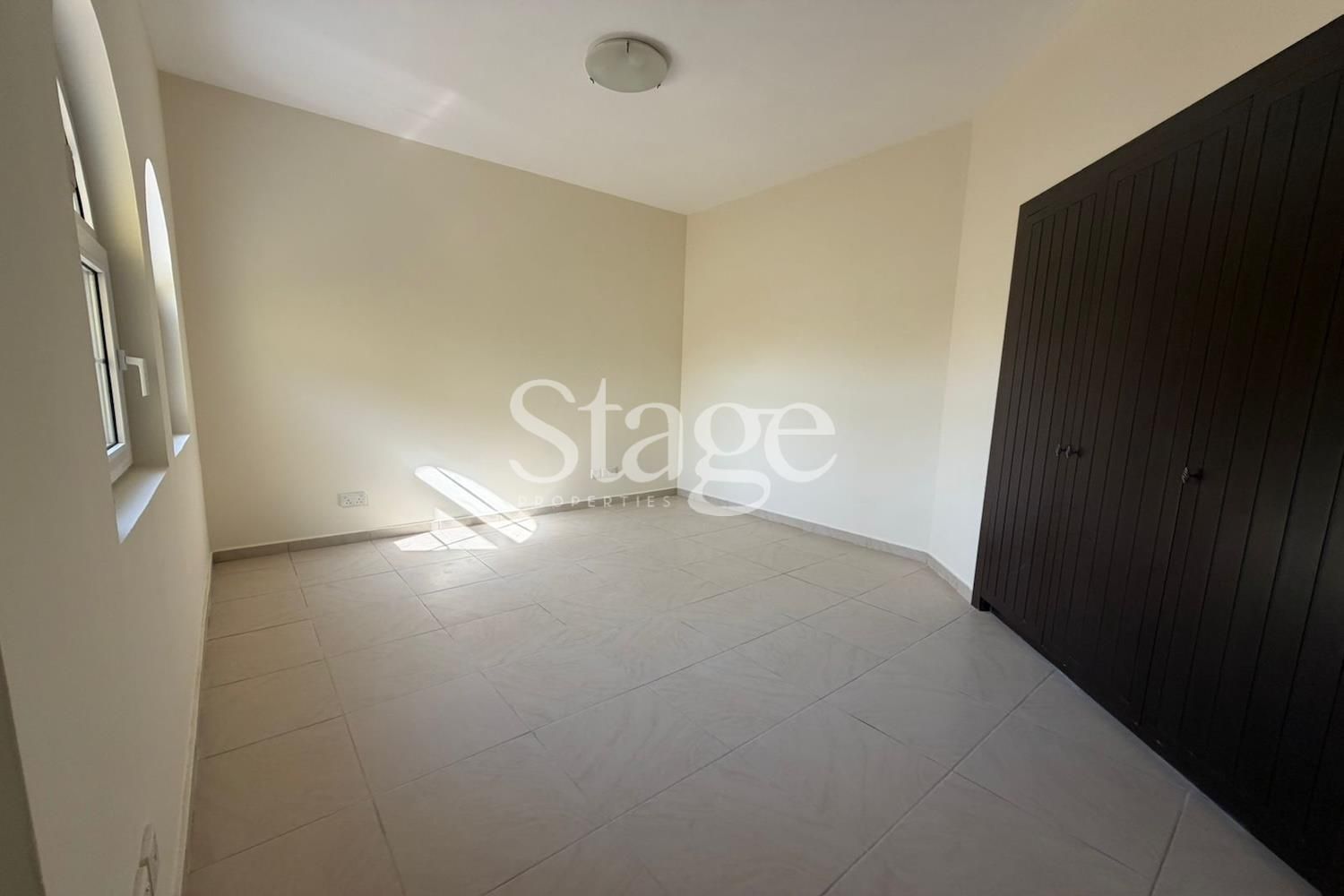 2 bedrooms apartment for Rent in Dubai Land, Dubai AP9775L