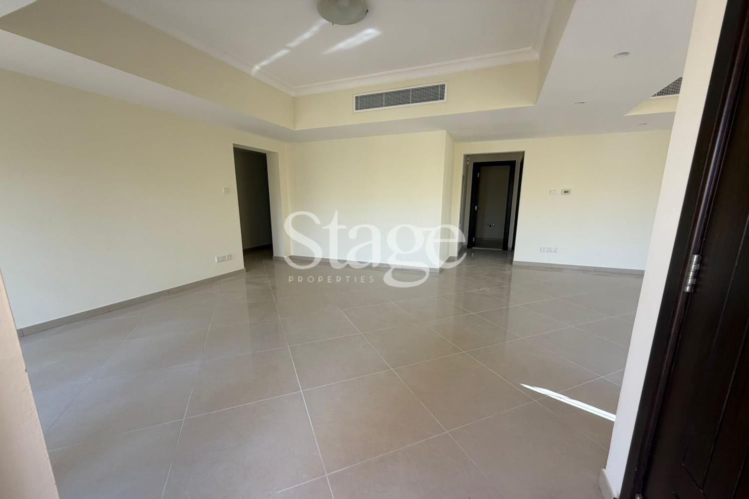 2 bedrooms apartment for Rent in Dubai Land, Dubai AP9775L