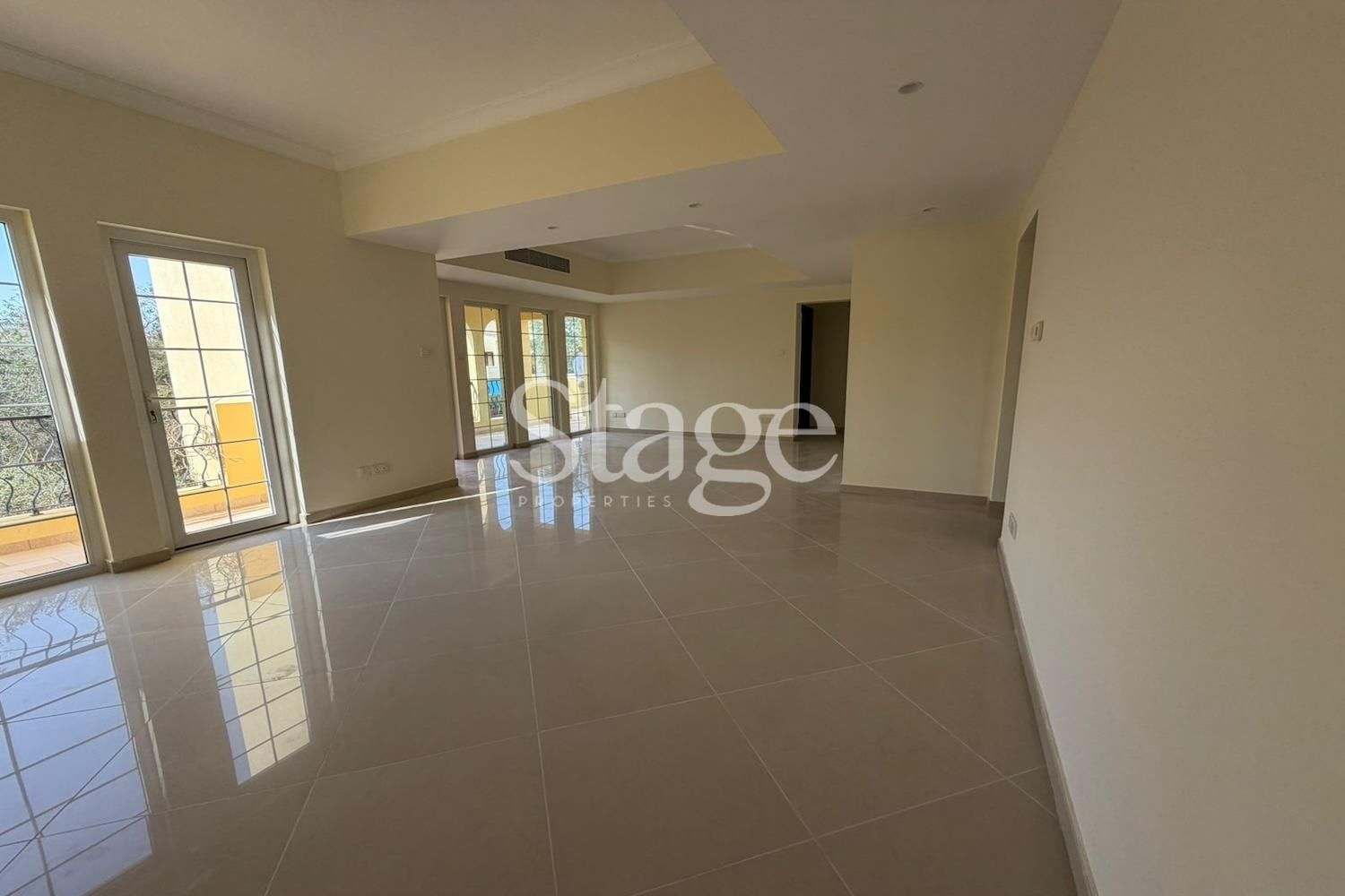 2 bedrooms apartment for Rent in Dubai Land, Dubai AP9775L
