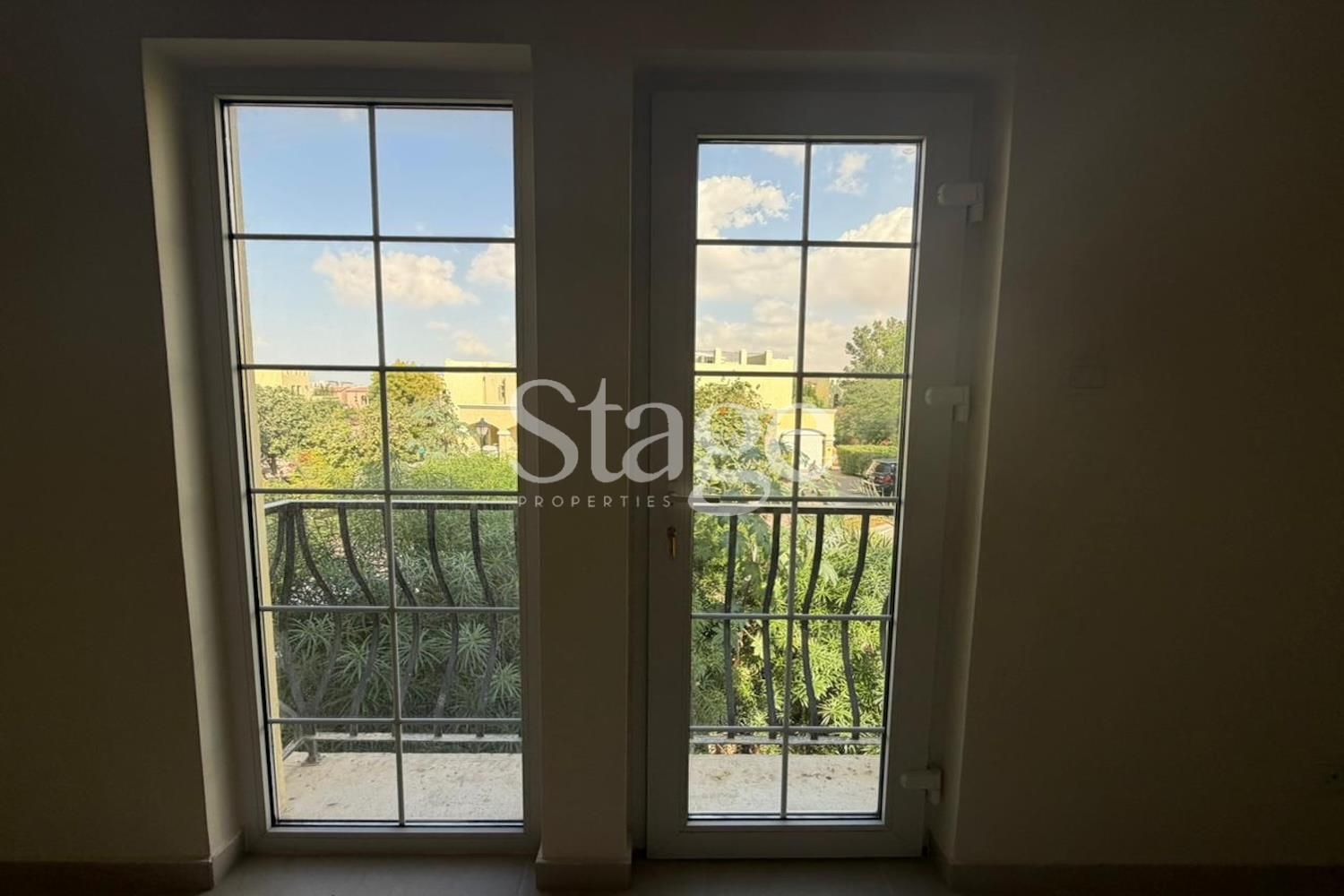 2 bedrooms apartment for Rent in Dubai Land, Dubai AP9775L