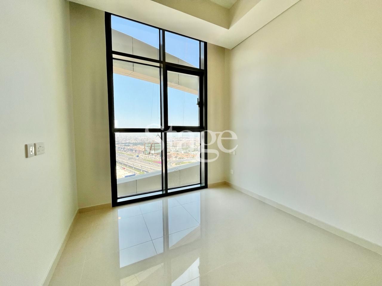 2 bedrooms apartment for Rent in Business Bay, Dubai AP10023L
