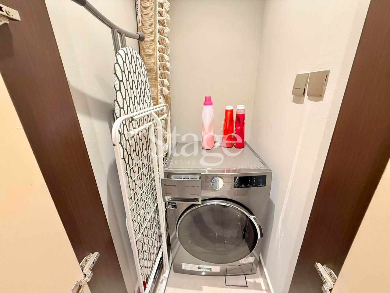 1 bedroom apartment for Rent in Business Bay, Dubai AP9635L