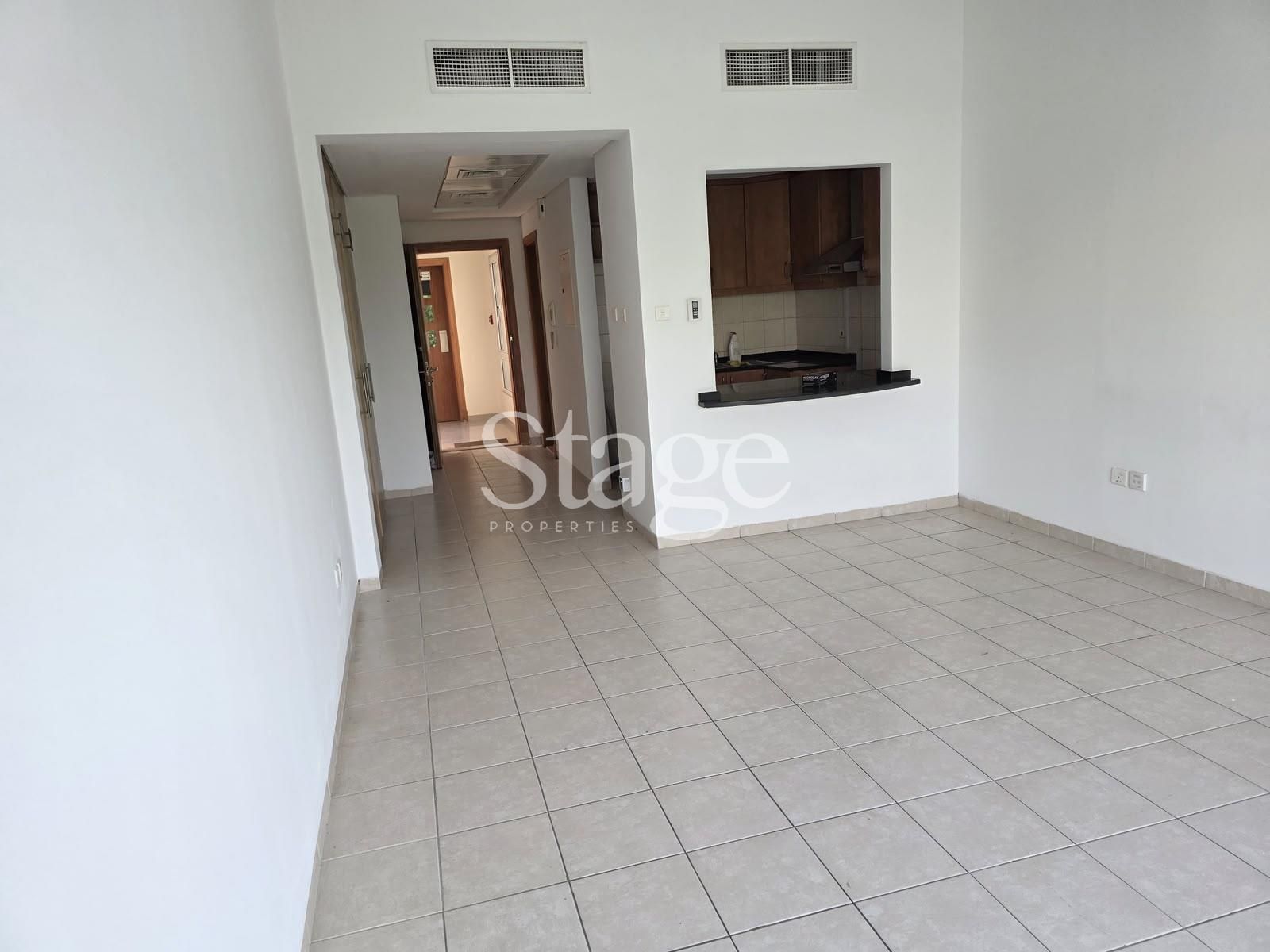 SPACIOUS STUDIO WITH BALCONY | GREAT LOCATION