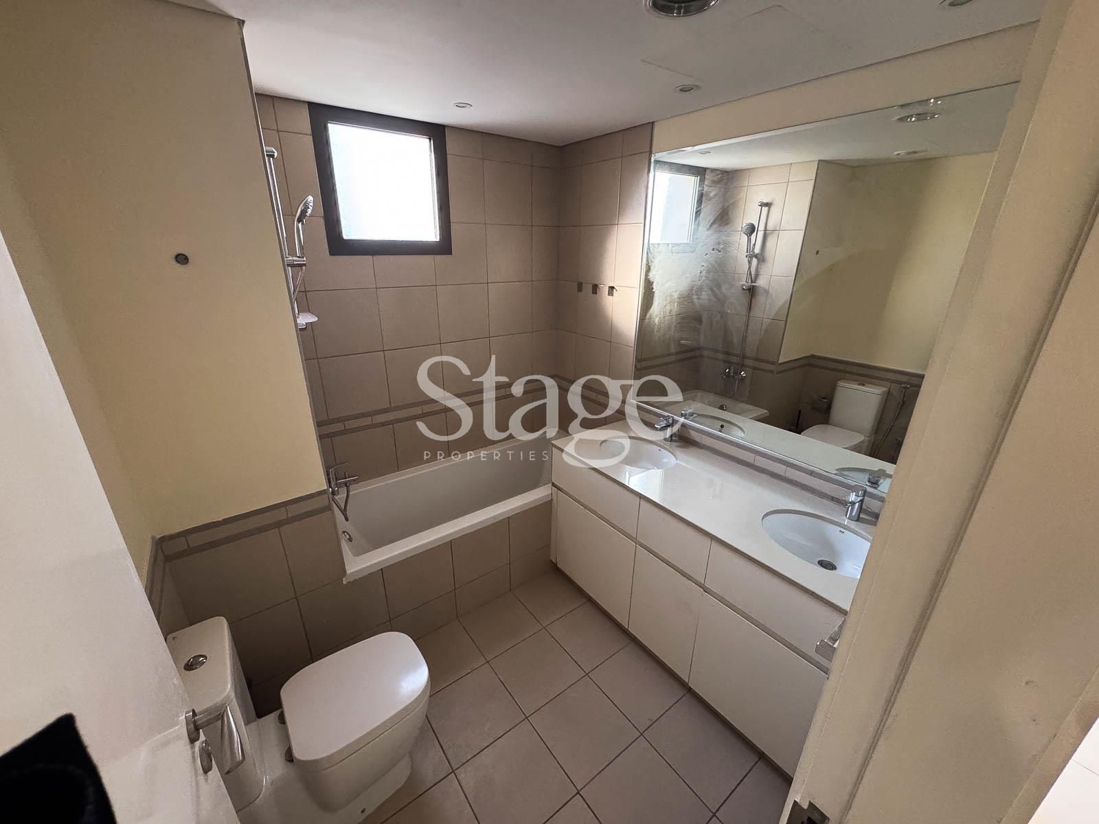 3 bedrooms apartment for Rent in Town Square, Dubai AP10080L