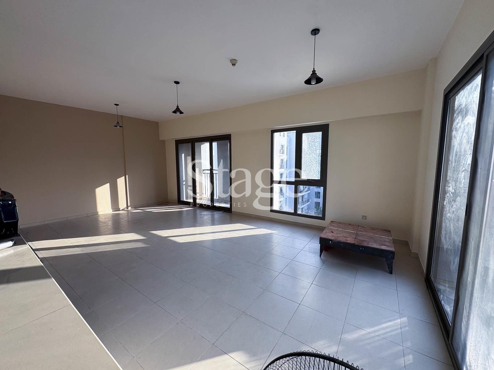 3 bedrooms apartment for Rent in Town Square, Dubai AP10080L