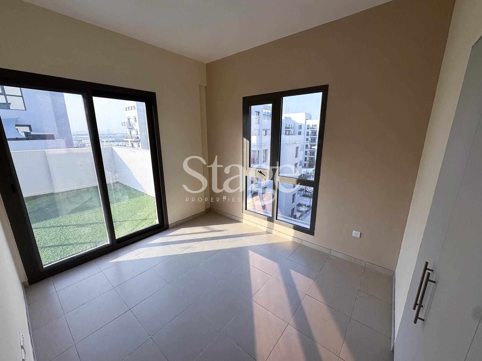 3 bedrooms apartment for Rent in Town Square, Dubai AP10080L