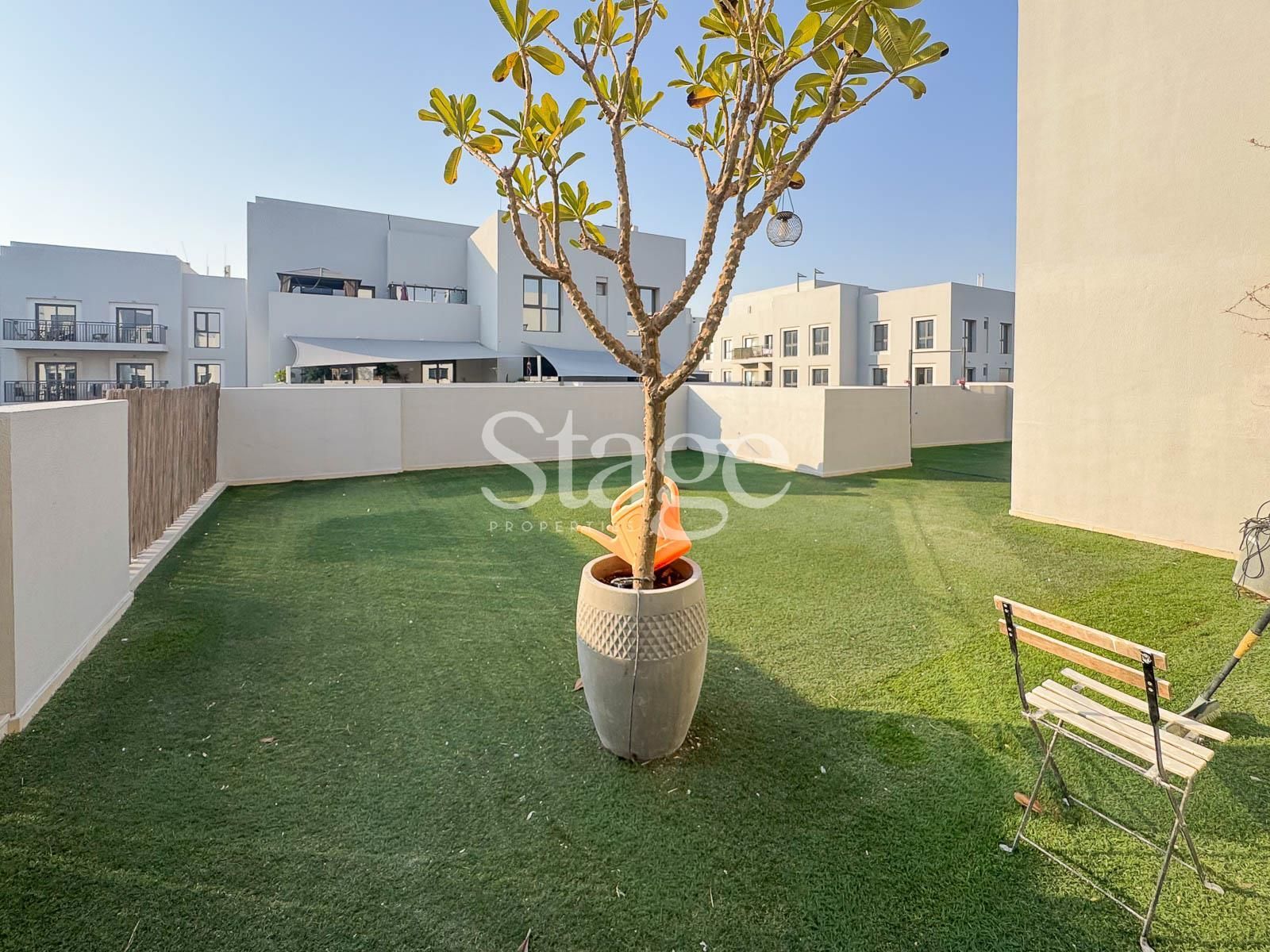 3 bedrooms apartment for Rent in Town Square, Dubai AP10080L