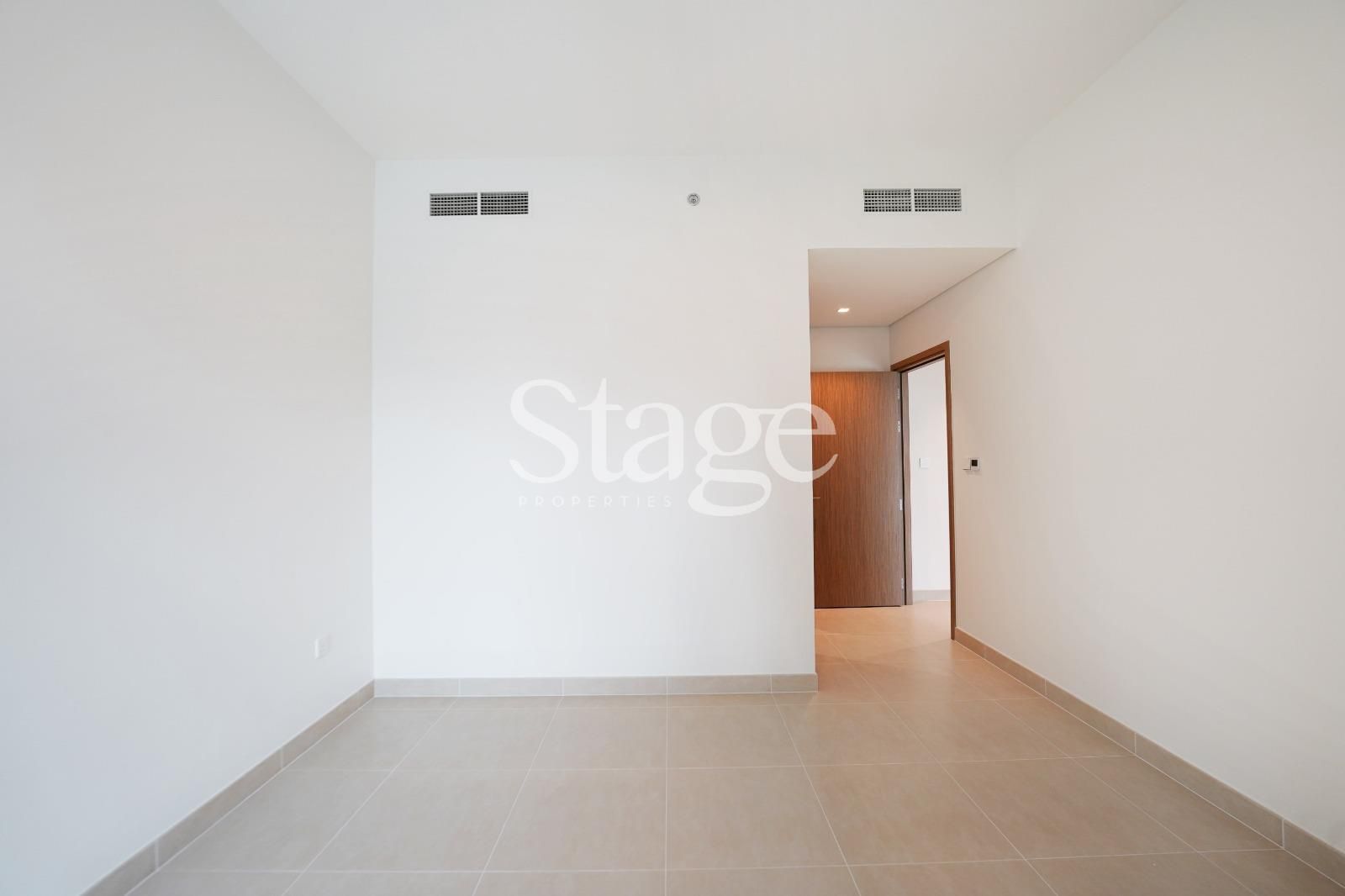 شقة من غرفتي نوم للإيجار في Mina Rashid، Dubai AP10204L