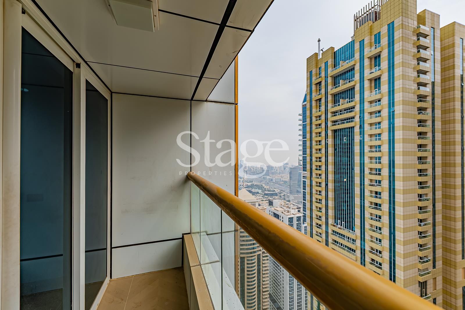 4 bedrooms apartment for Sale in Dubai Marina, Dubai AP8676S