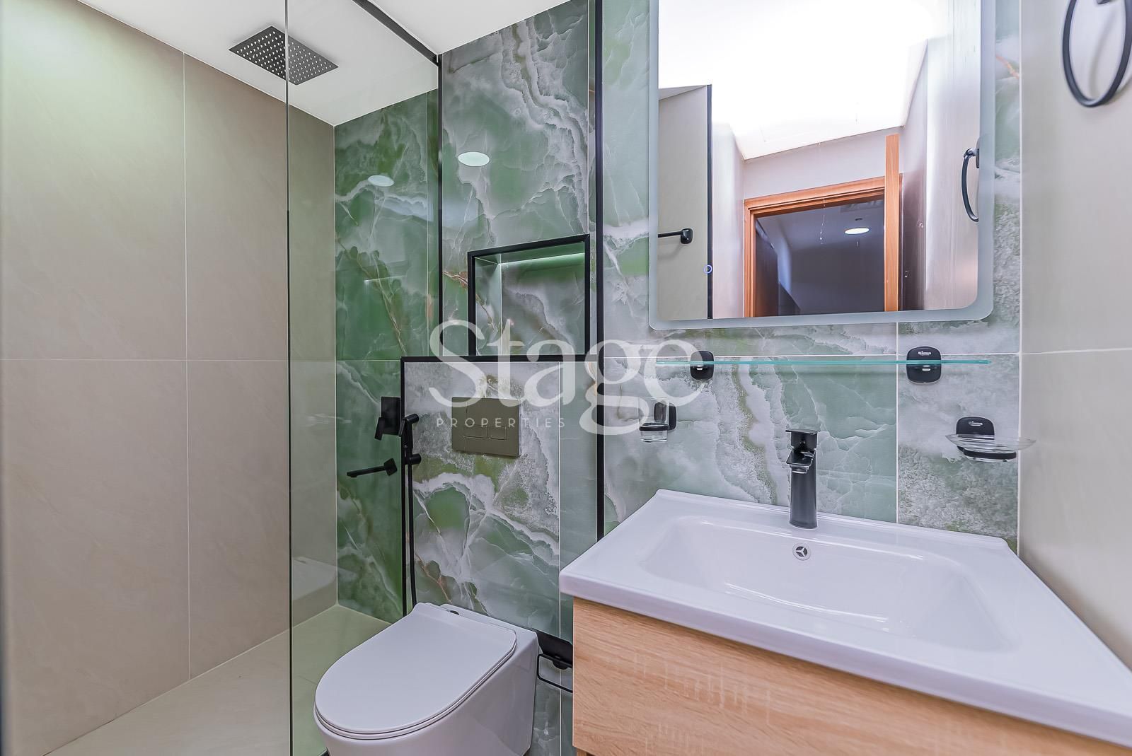 4 bedrooms apartment for Sale in Dubai Marina, Dubai AP8676S