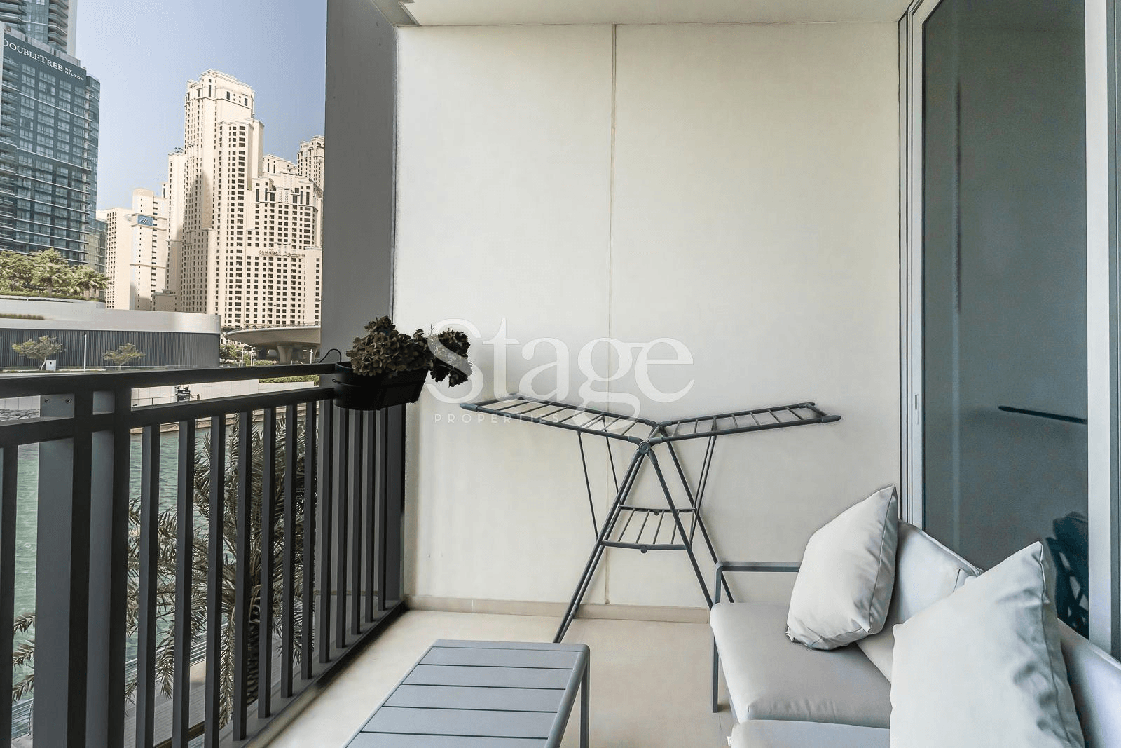 1 bedroom apartment for Rent in Dubai Marina, Dubai AP7642L