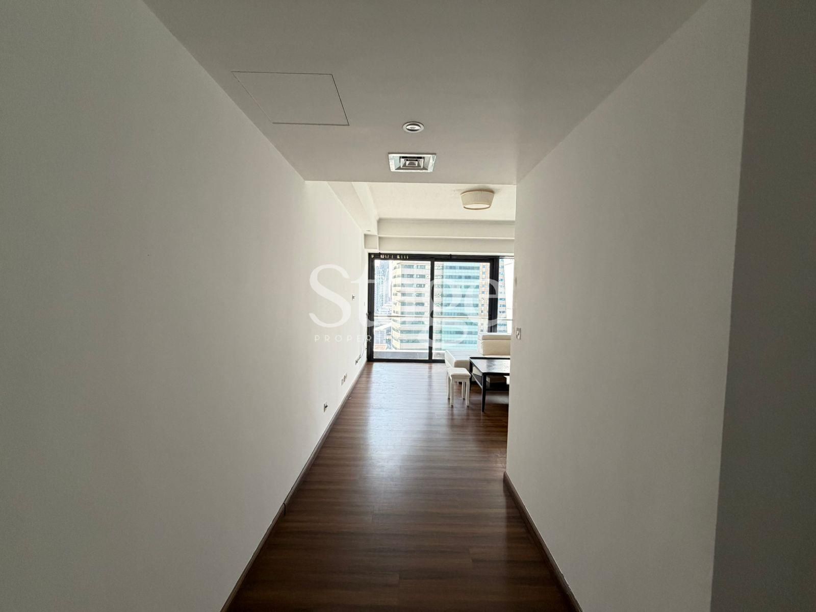 1 bedroom apartment for Rent in Jumeirah Lake Towers, Dubai AP9445L