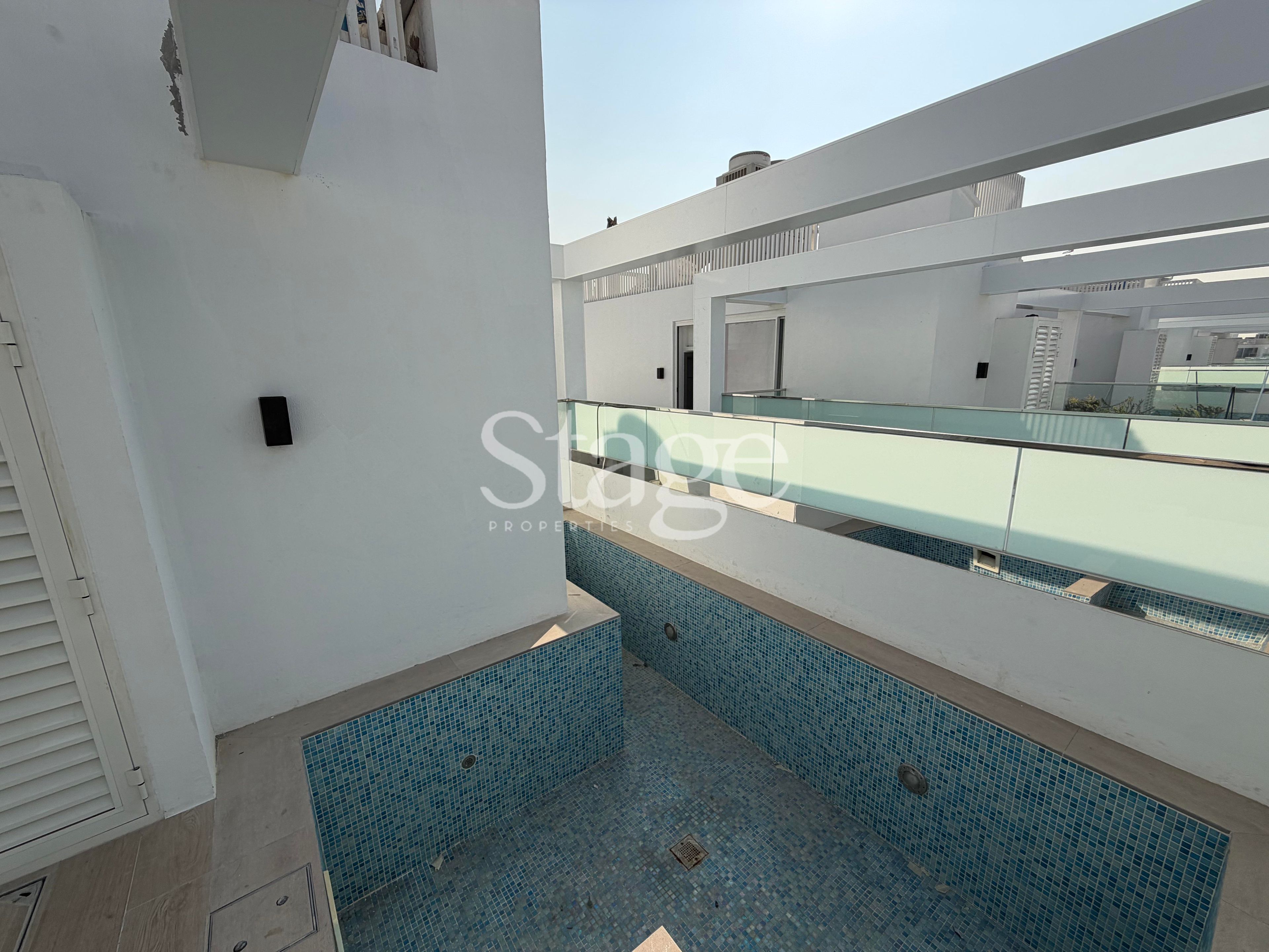 4 bedrooms Townhouse for Rent in Al Barari, Dubai TH8940L