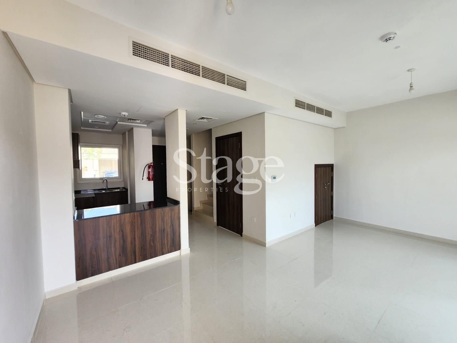 تاون هاوس من ٣ غرف نوم للإيجار في 2 دماك هيلز، Dubai TH7571L