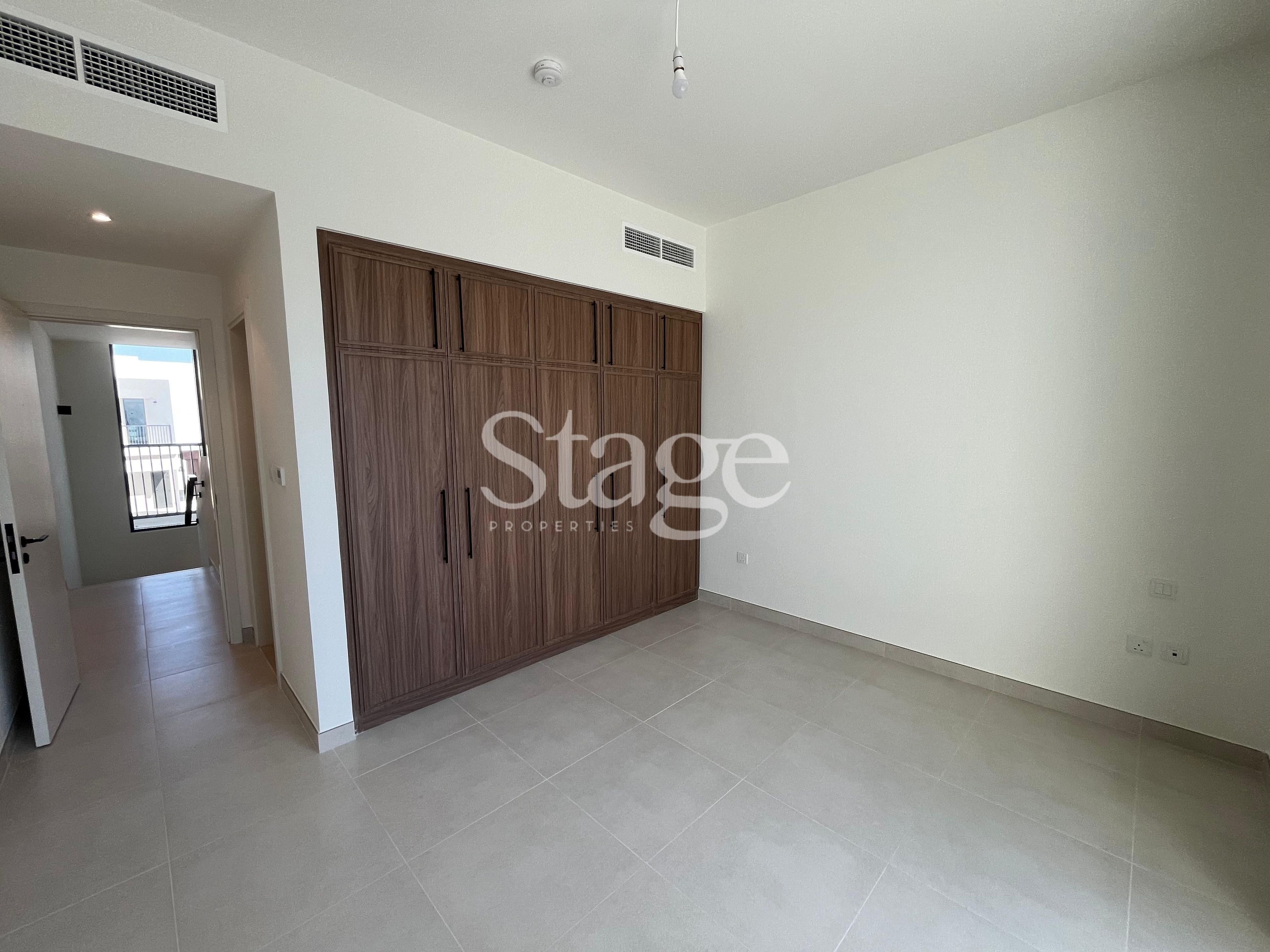 3 bedrooms Townhouse for Sale in Town Square, Dubai TH8113S
