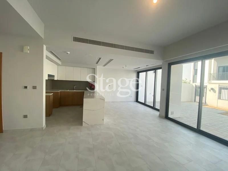 فيلا من ٣ غرف نوم للبيع في Dubai Land، Dubai VI8034S