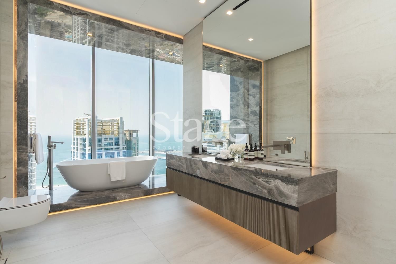 4 bedrooms Penthouse for Sale in Dubai Marina, Dubai PH9025S