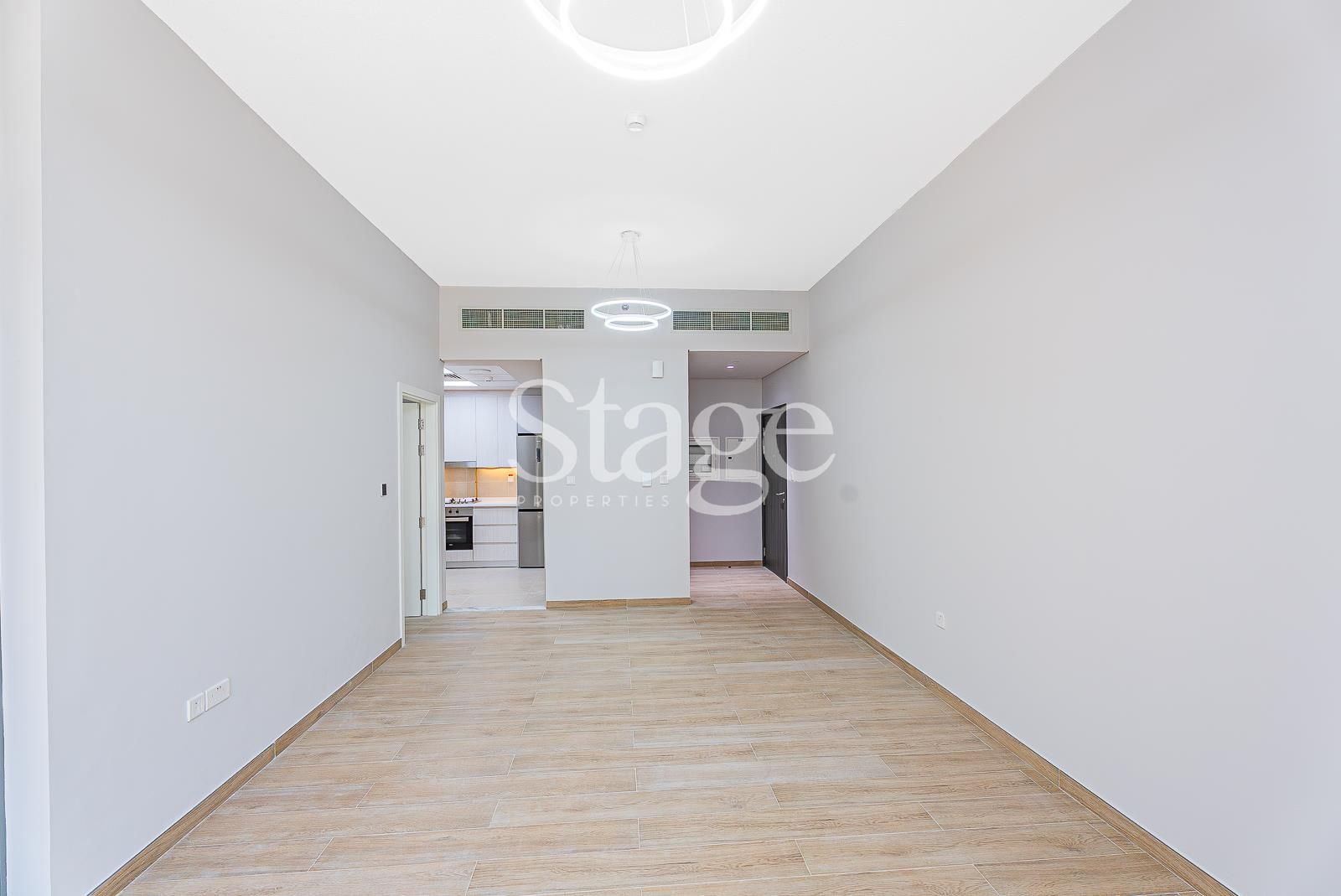 1 bedroom apartment for Rent in Business Bay, Dubai AP9380L