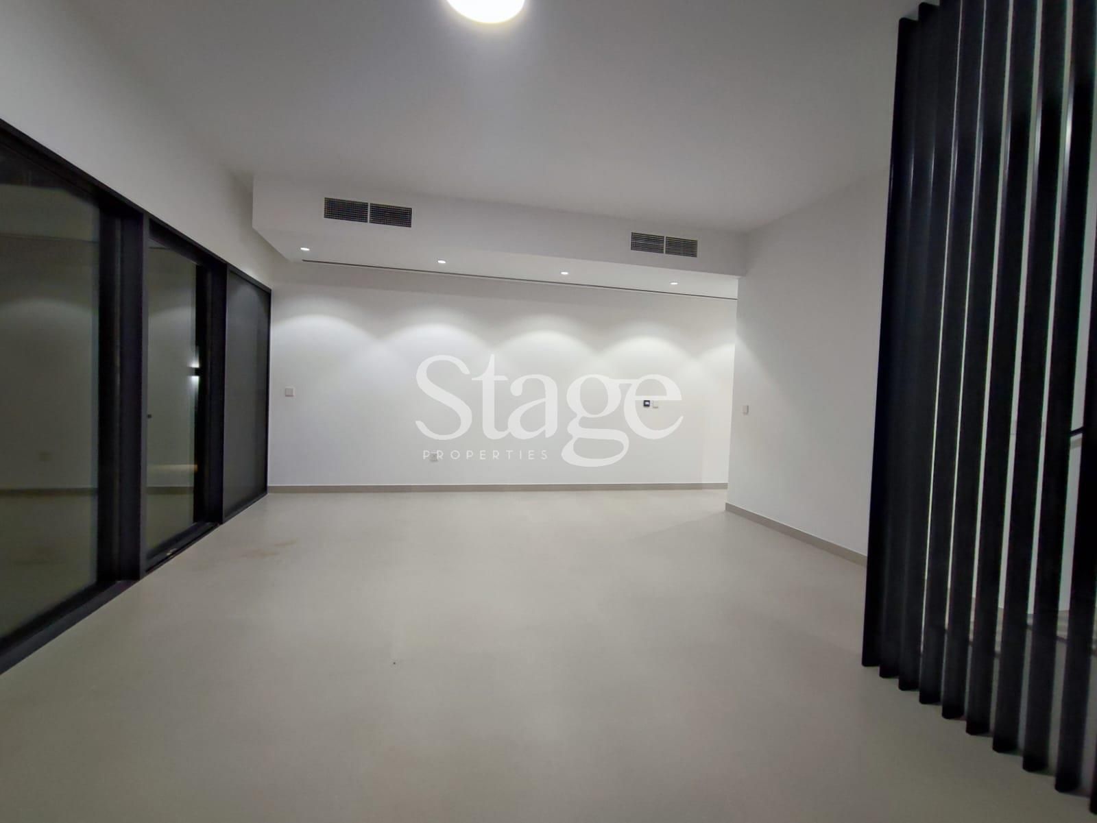 3 bedrooms Townhouse for Rent in Tilal City, Sharjah TH8806L