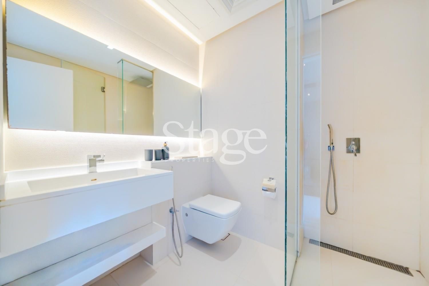 Studio for Rent in Dubai Marina, Dubai AP9617L