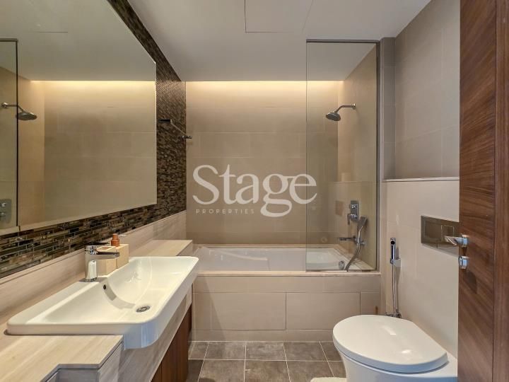 3 bedrooms apartment for Rent in Downtown Dubai, Dubai AP9047L