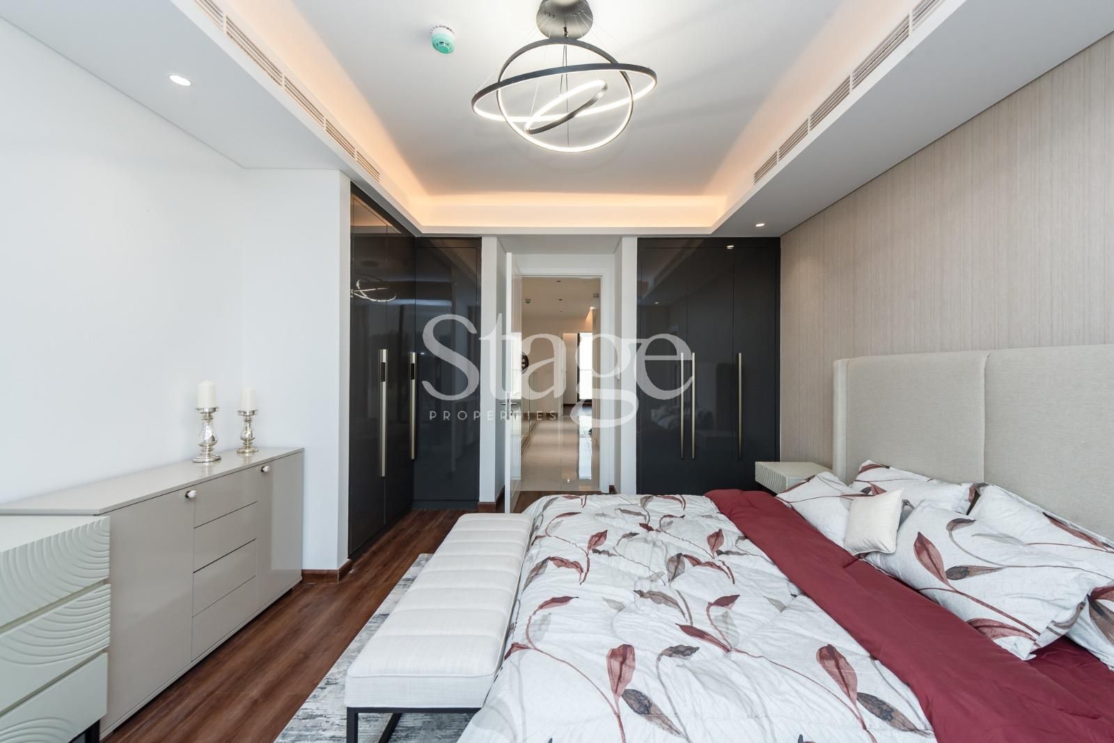 common من ٤ غرف نوم للبيع في الفرجان، Dubai VI7948S