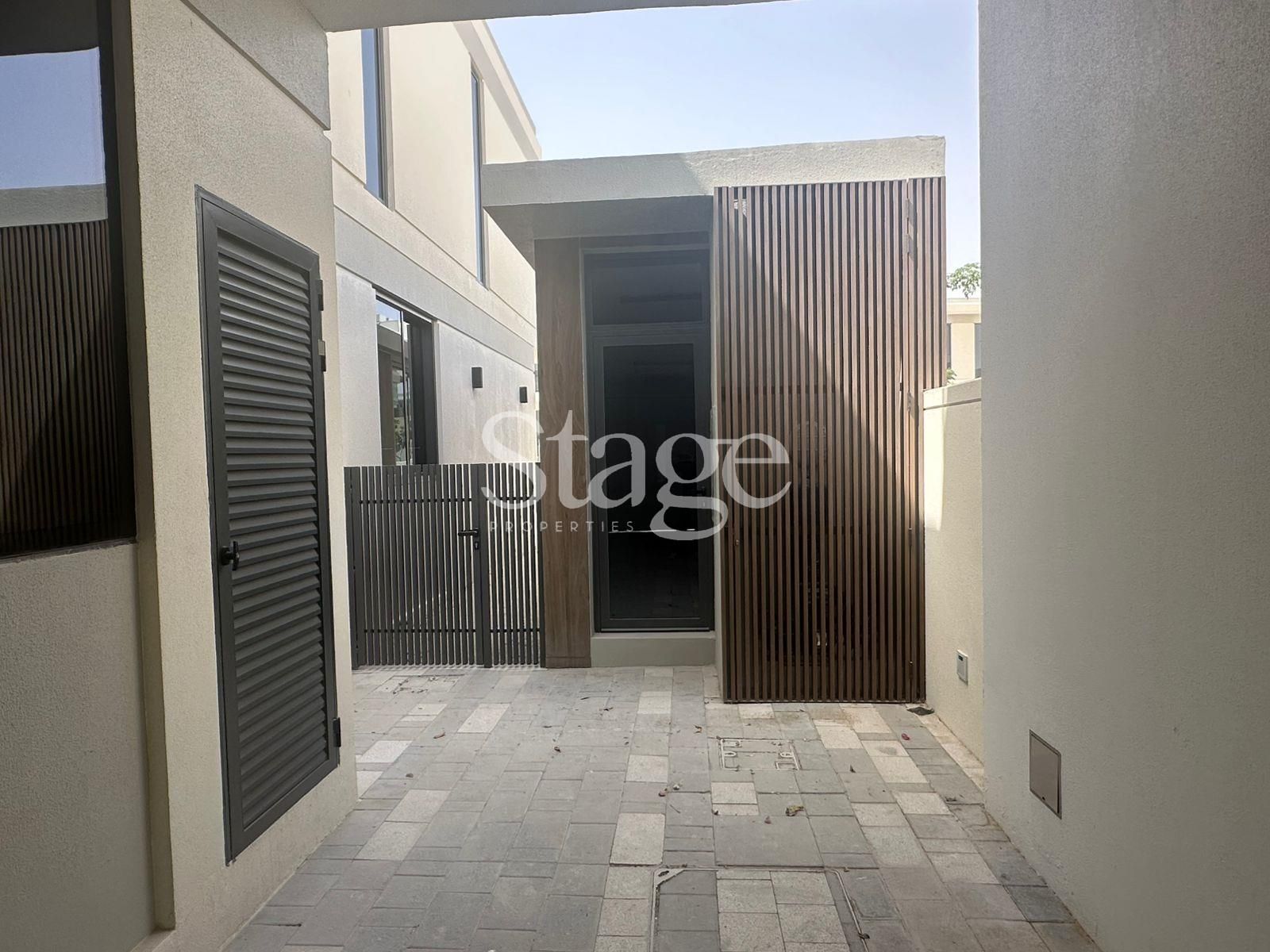 فيلا من ٥ غرف نوم للإيجار في Tilal Al Ghaf، Dubai VI7879L