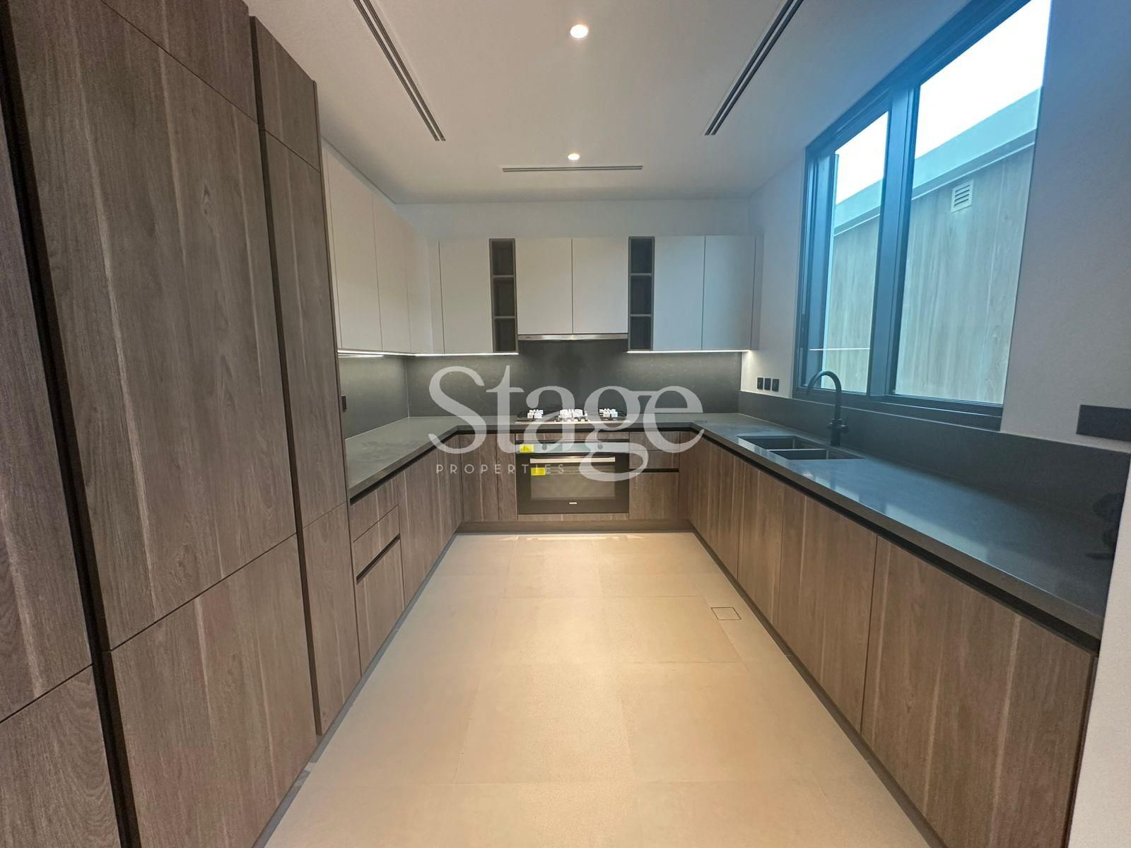 فيلا من ٥ غرف نوم للإيجار في Tilal Al Ghaf، Dubai VI7879L