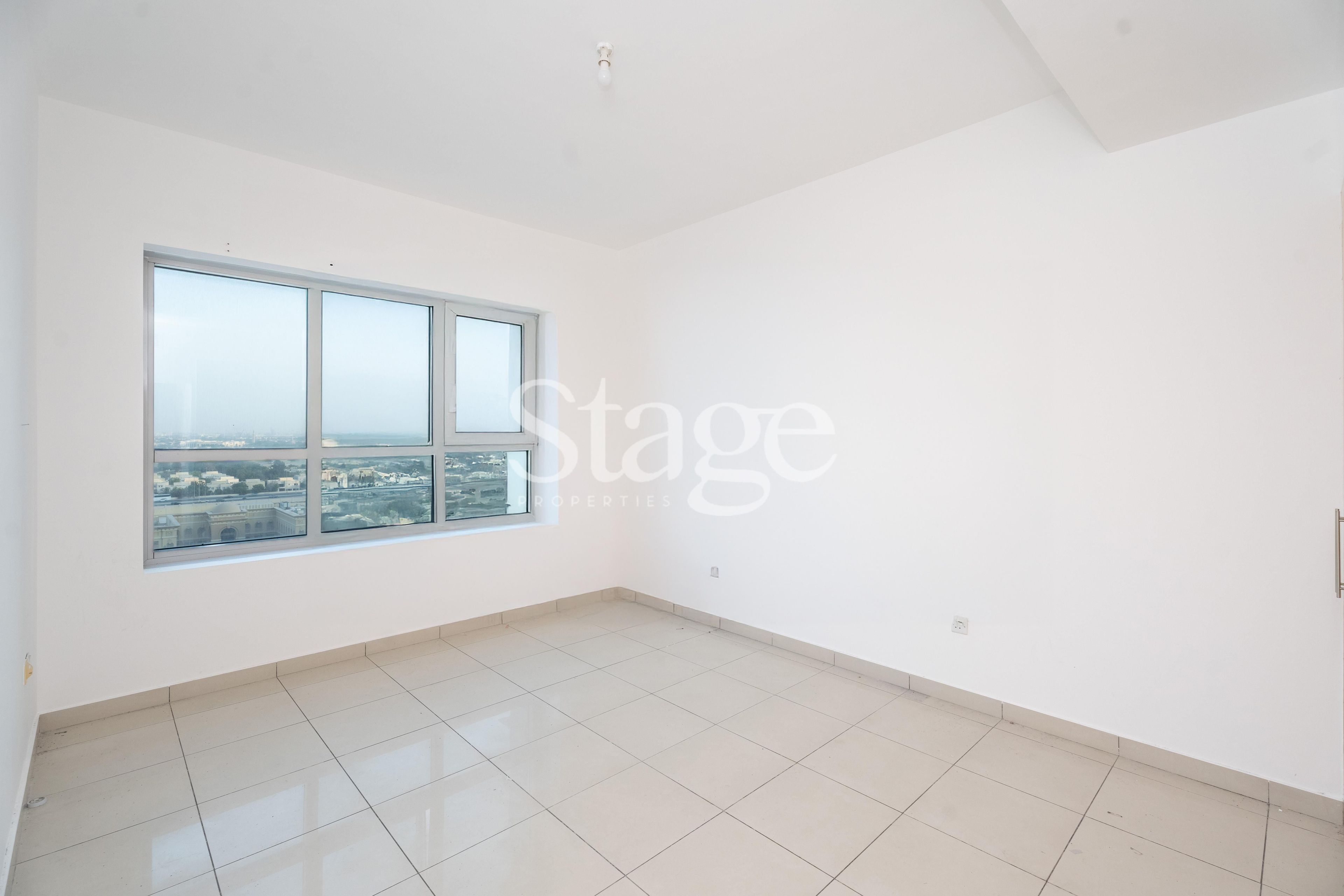 1 bedroom apartment for Sale in Jumeirah Lake Towers, Dubai AP7419S