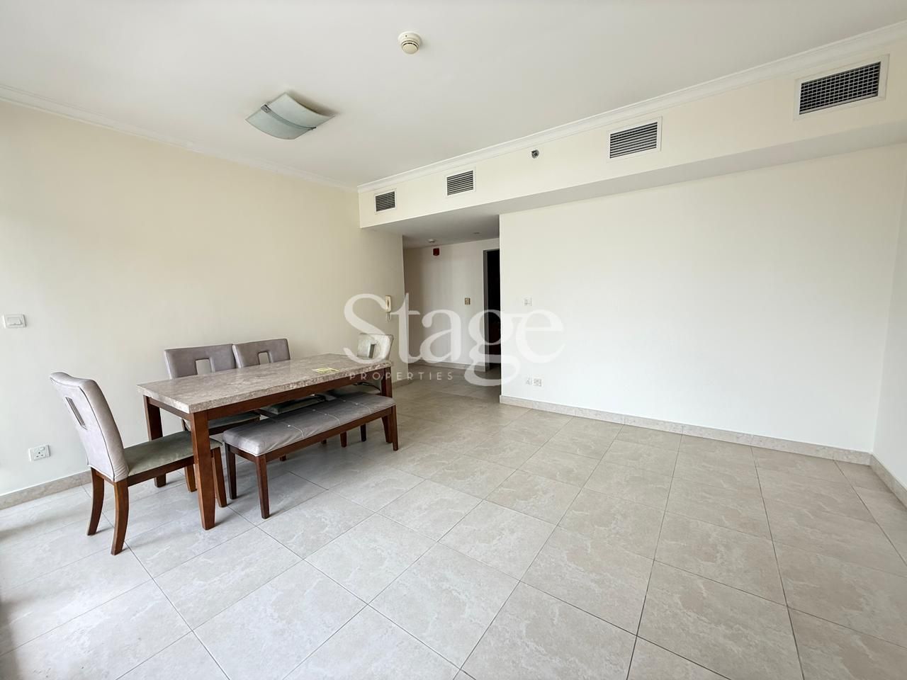 شقة من غرفتي نوم للإيجار في Jumeirah Lake Towers، Dubai AP9372L