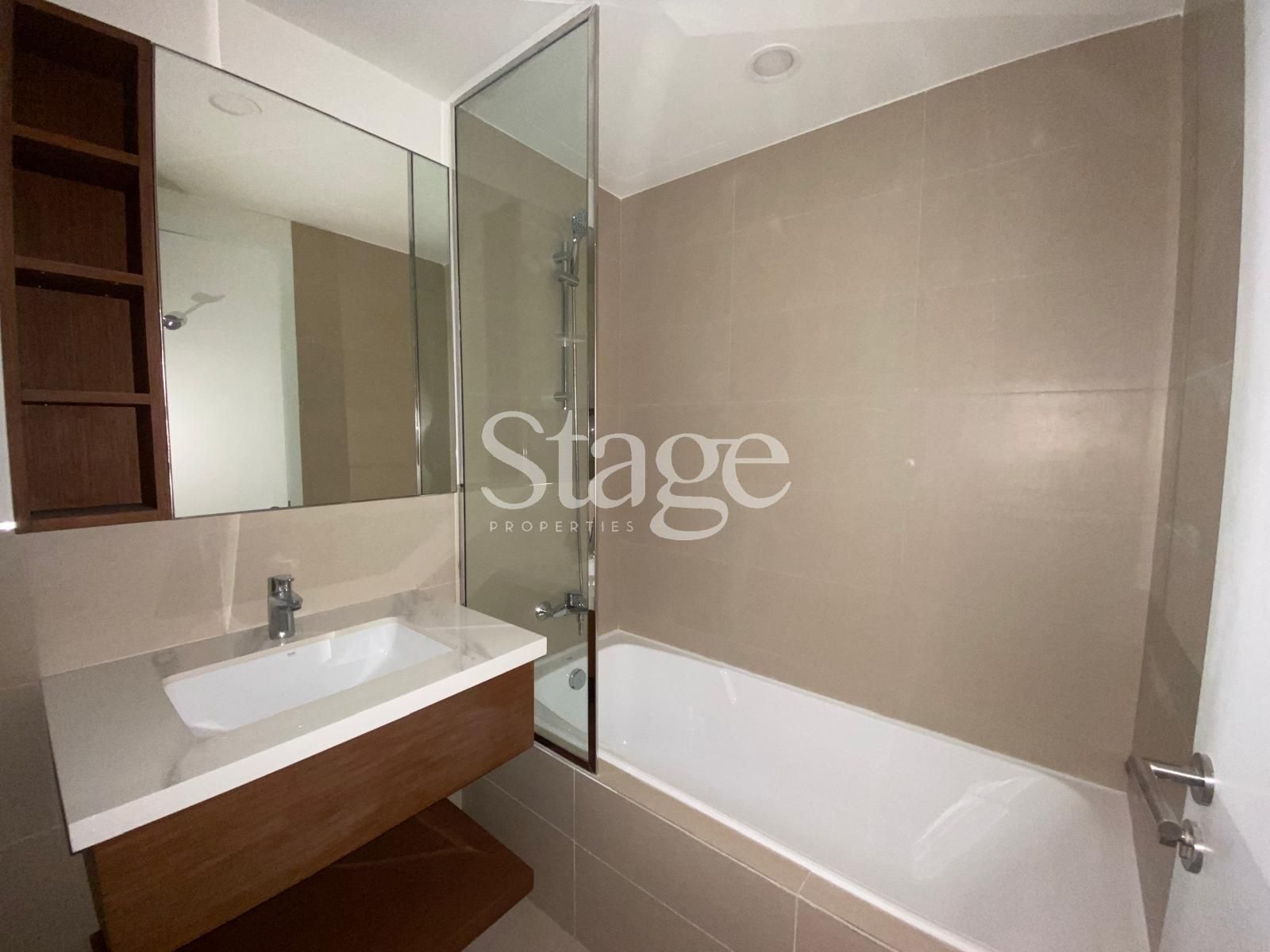 شقة من غرفتي نوم للإيجار في Town Square، Dubai AP9228L