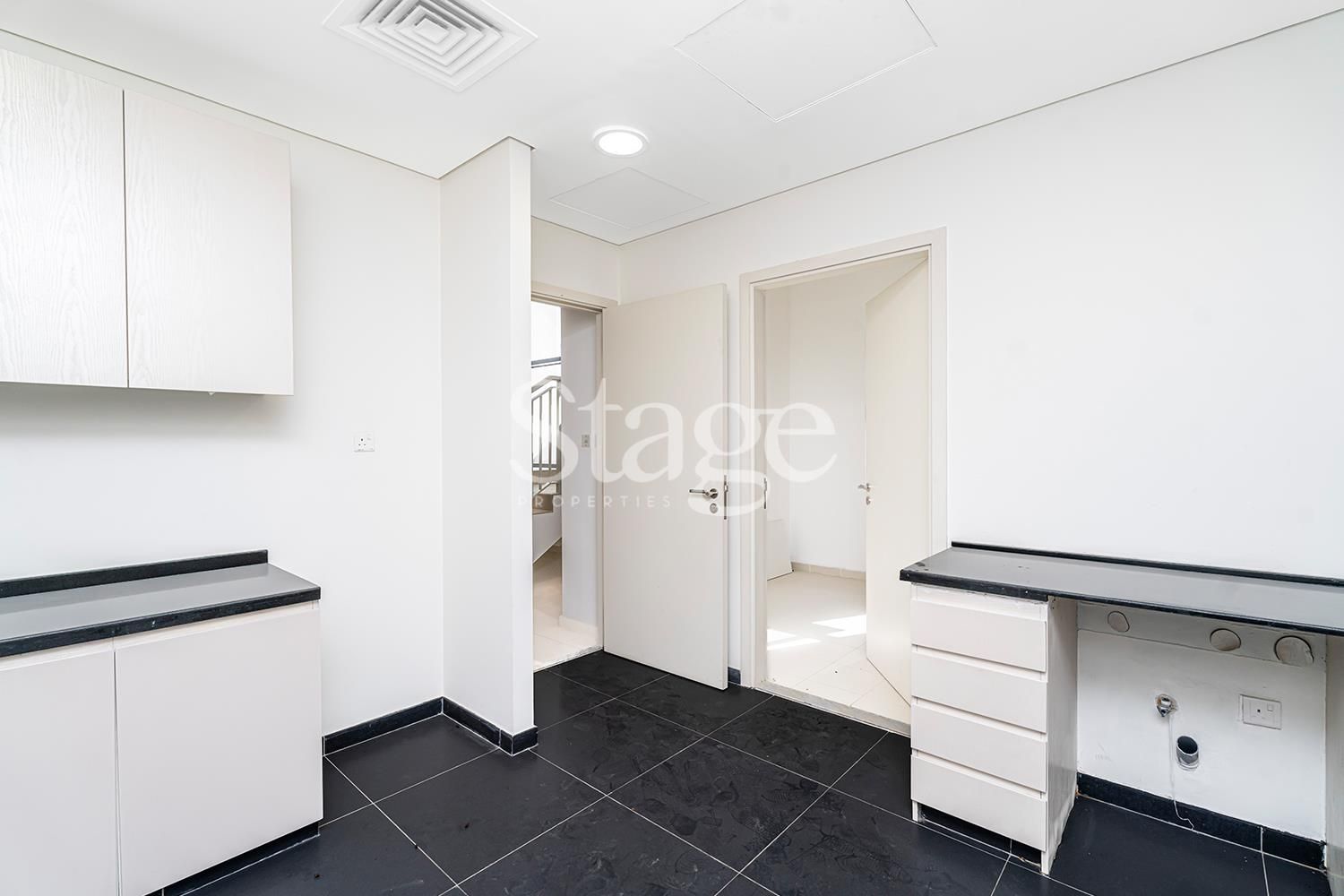 3 bedrooms Townhouse for Sale in DAMAC Hills, Dubai TH7831S