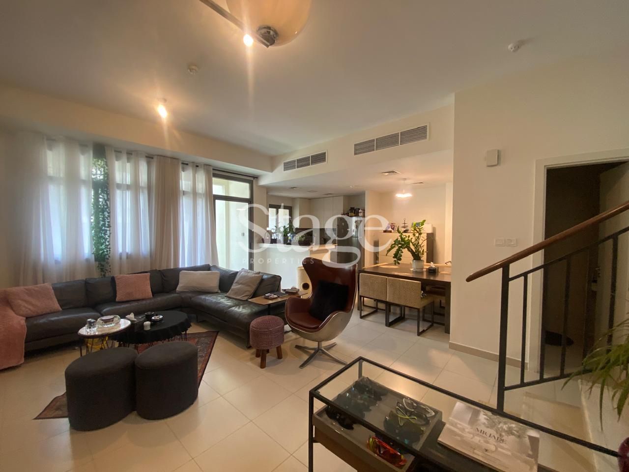 تاون هاوس من ٣ غرف نوم للإيجار في Town Square، Dubai TH9260L