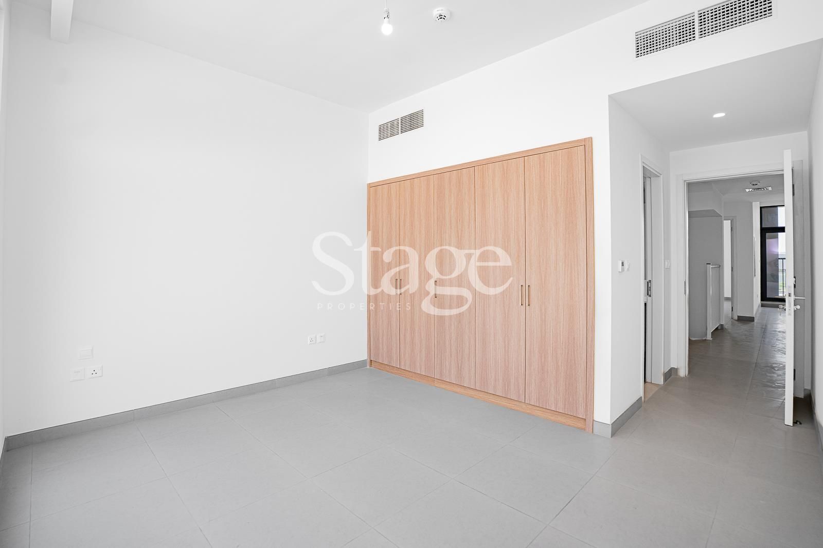 4 bedrooms Townhouse for Rent in Dubai South (Dubai World Central), Dubai TH7986L