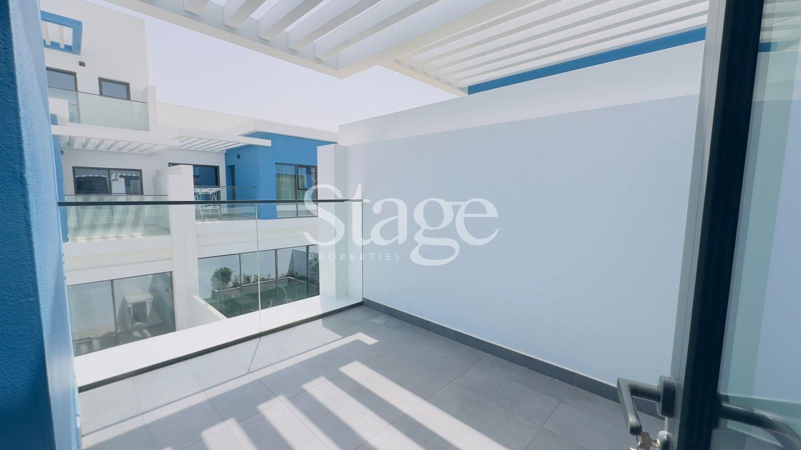 تاون هاوس من ٤ غرف نوم للبيع في Damac Lagoons، Dubai TH10019S
