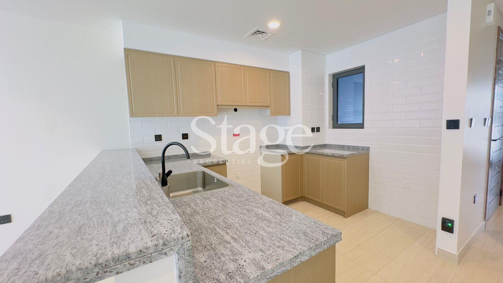 تاون هاوس من ٤ غرف نوم للبيع في Damac Lagoons، Dubai TH10019S