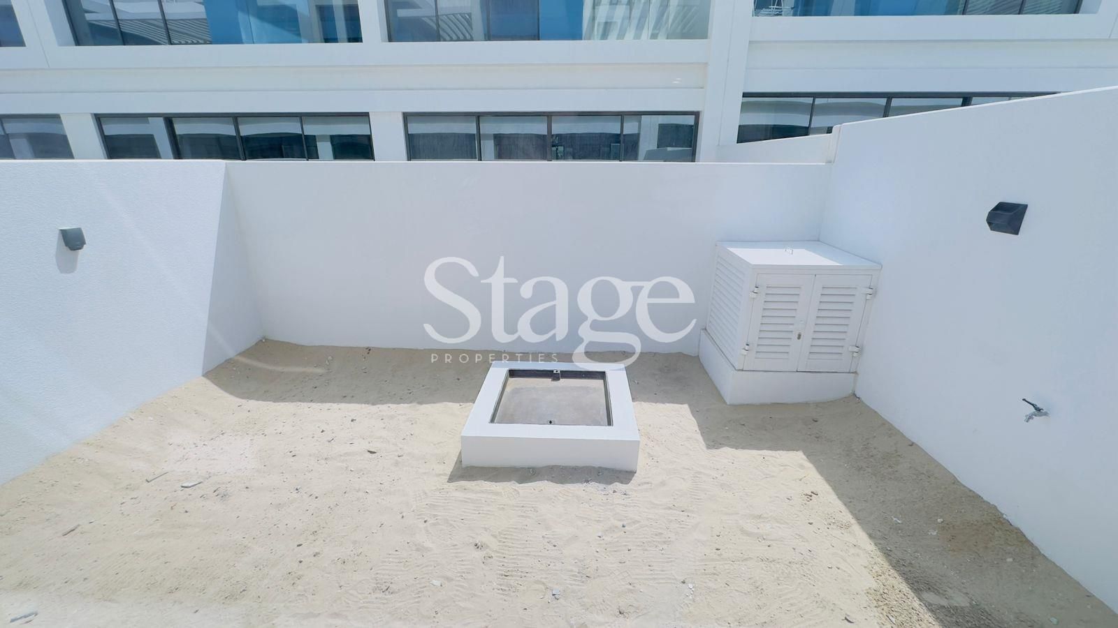 تاون هاوس من ٤ غرف نوم للبيع في Damac Lagoons، Dubai TH10019S